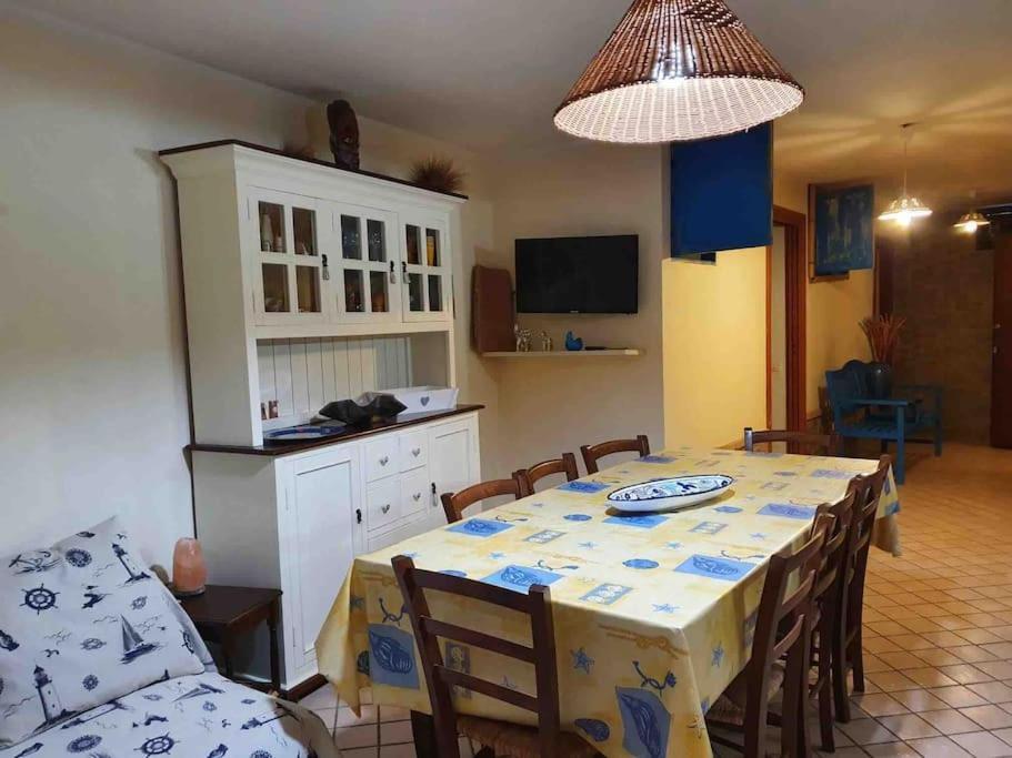 Villasimius - Taverna Freschissima! Zewnętrze zdjęcie